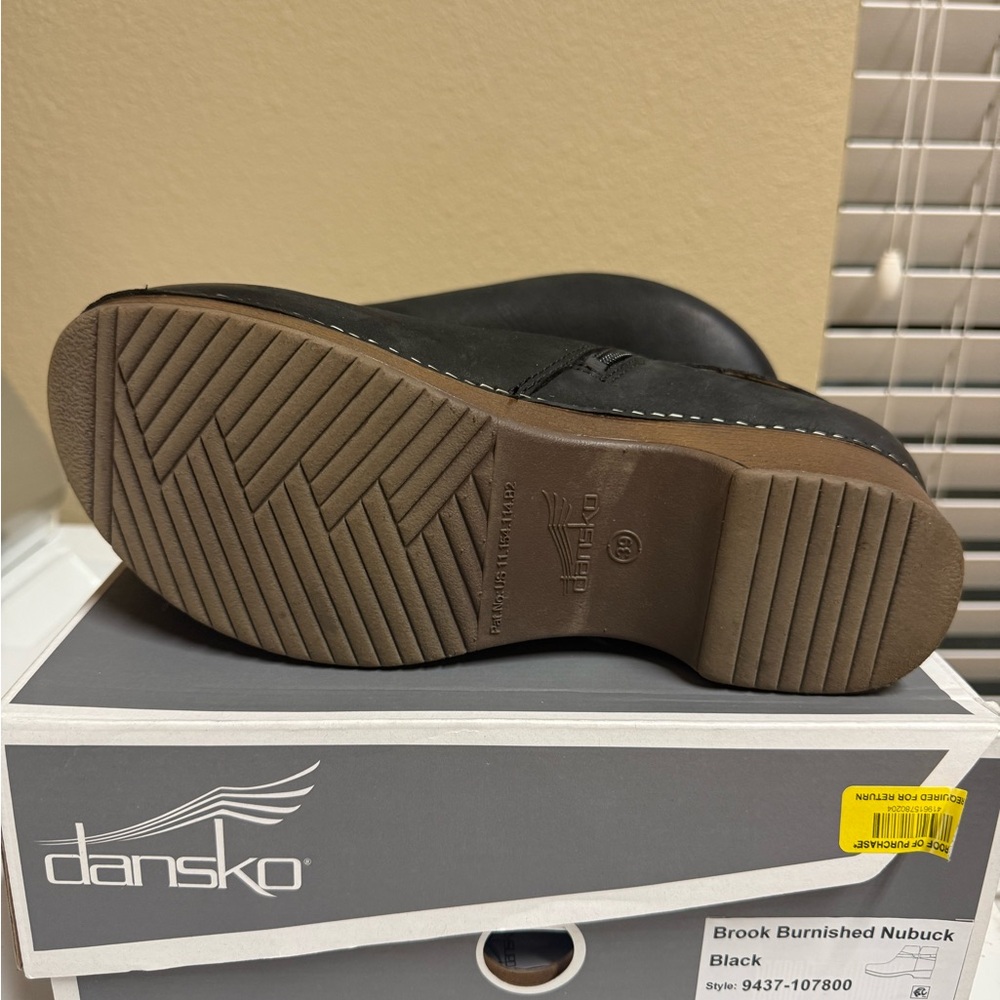 Dansko Black Brook Burnished Nubuck Leather Mules with Buckle Size 39 - Picture 4 of 7